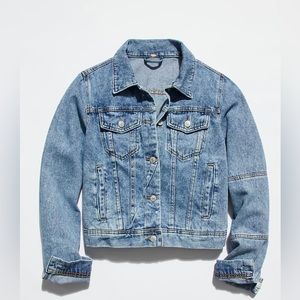 EUC Free People Rumors Denim Jacket in Size Small. Color: Light Indigo.